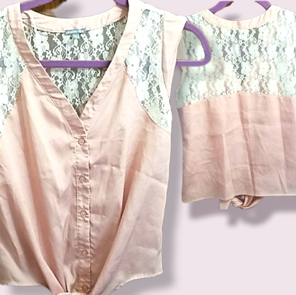 Women's Pink Lace accented sleeveless Top Size XS - Picture 2 of 5